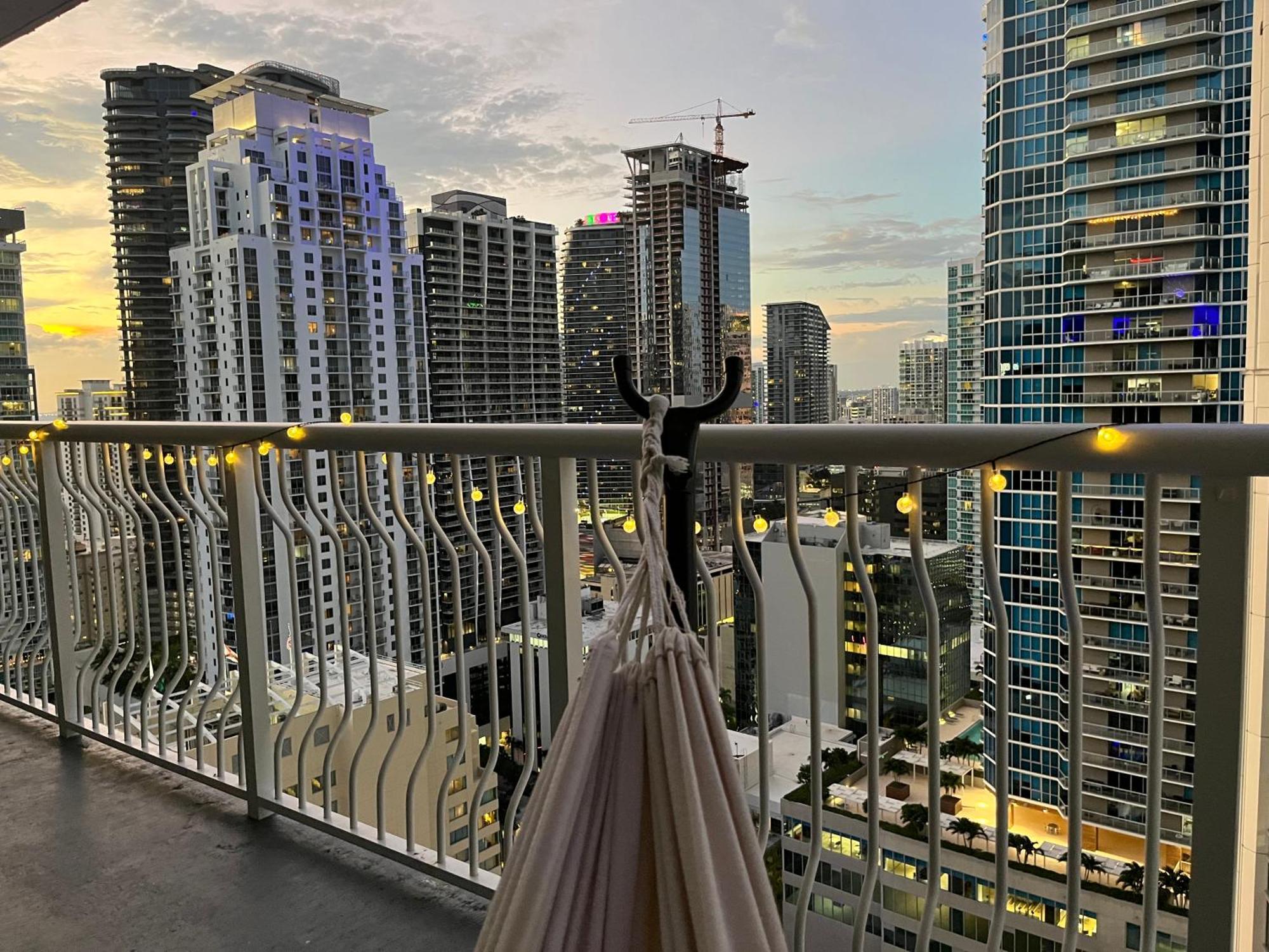 מיאמי City & Sea View+Free Parking Modern Condo מראה חיצוני תמונה